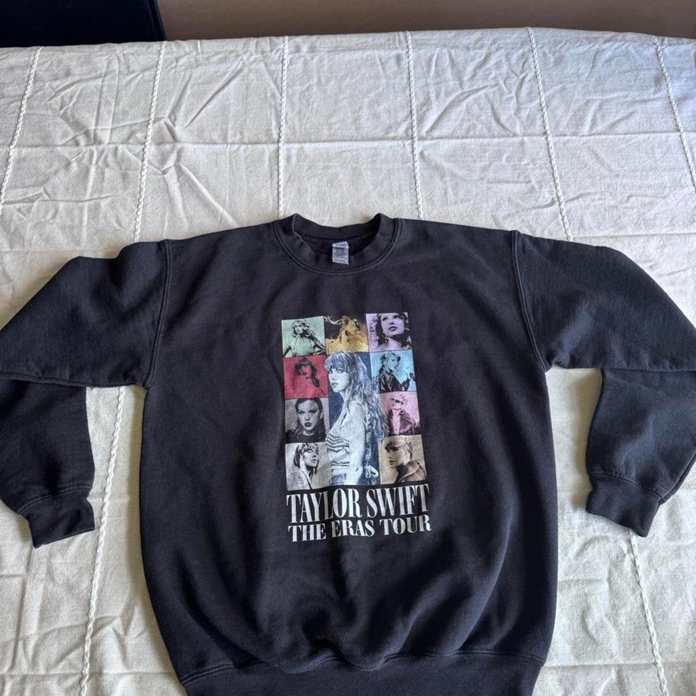 Era's Tour crewneck